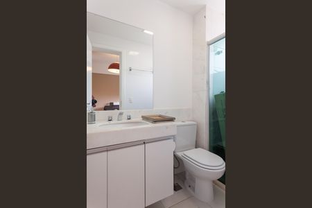 Apartamento à venda com 140m², 3 quartos e 3 vagas Apartamento à venda com 140m², 3 quartos e 3 vagasBanheiro Suite 1