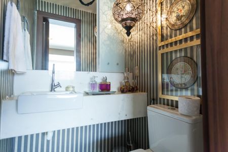 Apartamento à venda com 140m², 3 quartos e 3 vagas Apartamento à venda com 140m², 3 quartos e 3 vagasLavabo