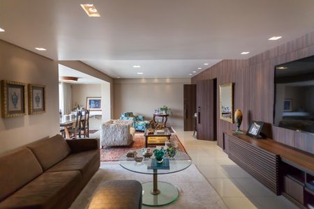 Apartamento à venda com 140m², 3 quartos e 3 vagas Apartamento à venda com 140m², 3 quartos e 3 vagasSala