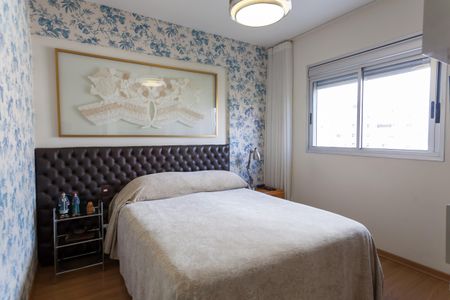 Apartamento à venda com 140m², 3 quartos e 3 vagas Apartamento à venda com 140m², 3 quartos e 3 vagasSuite 2