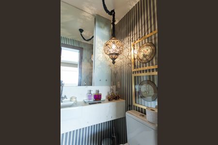 Apartamento à venda com 140m², 3 quartos e 3 vagas Apartamento à venda com 140m², 3 quartos e 3 vagasLavabo