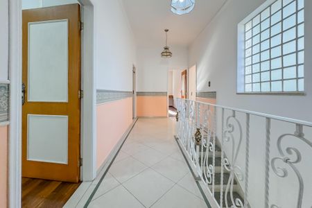 Casa à venda com 597m², 5 quartos e 8 vagasPiso Superior