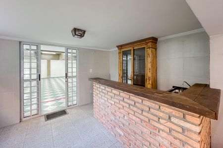 Casa à venda com 597m², 5 quartos e 8 vagasEspaço Salão de festas