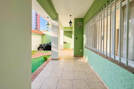 Casa à venda com 597m², 5 quartos e 8 vagasTerraço