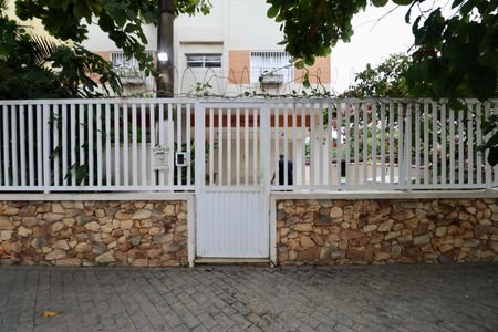 Apartamento para alugar com 60m², 1 quarto e 2 vagas Apartamento para alugar com 60m², 1 quarto e 2 vagasFachada