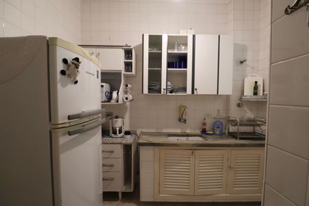Apartamento para alugar com 60m², 1 quarto e 2 vagas Apartamento para alugar com 60m², 1 quarto e 2 vagasCozinha