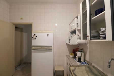 Apartamento para alugar com 60m², 1 quarto e 2 vagas Apartamento para alugar com 60m², 1 quarto e 2 vagasCozinha