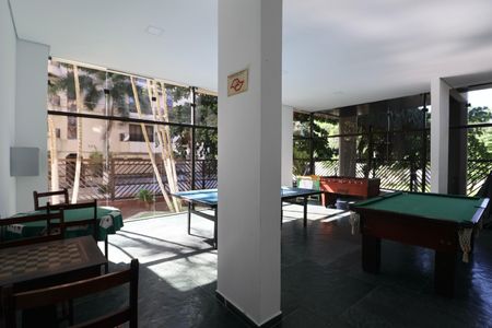 Apartamento para alugar com 90m², 2 quartos e 1 vagaÁrea comum - Salão de jogos