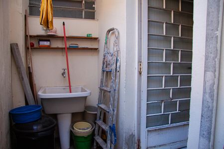 Casa à venda com 100m², 3 quartos e sem vaga Casa à venda com 100m², 3 quartos e sem vagaLavanderia