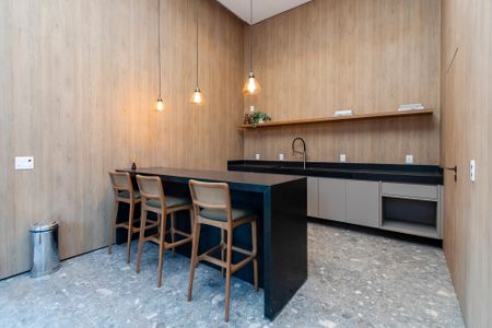 Apartamento à venda com 201m², 3 quartos e 3 vagas Apartamento à venda com 201m², 3 quartos e 3 vagasSalão de Festas