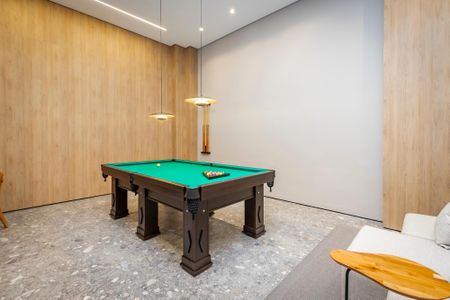 Apartamento à venda com 201m², 3 quartos e 3 vagas Apartamento à venda com 201m², 3 quartos e 3 vagasSalão de Jogos