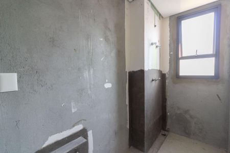 Apartamento à venda com 201m², 3 quartos e 3 vagas Apartamento à venda com 201m², 3 quartos e 3 vagasBanheiro da Suíte 2