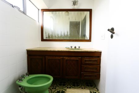 Apartamento à venda com 180m², 4 quartos e 3 vagas Apartamento à venda com 180m², 4 quartos e 3 vagasBanheiro da Suíte 3