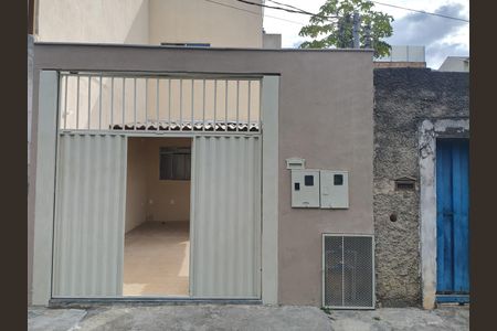 Casa para alugar com 100m², 1 quarto e 2 vagasFachada