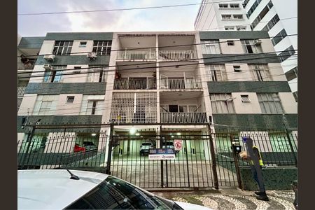 Apartamento para alugar com 140m², 3 quartos e 1 vaga Apartamento para alugar com 140m², 3 quartos e 1 vagaFachada