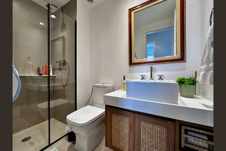 Apartamento à venda com 75m², 2 quartos e 1 vaga Apartamento à venda com 75m², 2 quartos e 1 vagaBanheiro Social