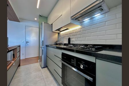 Apartamento à venda com 75m², 2 quartos e 1 vaga Apartamento à venda com 75m², 2 quartos e 1 vagaCozinha