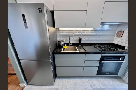 Apartamento à venda com 75m², 2 quartos e 1 vaga Apartamento à venda com 75m², 2 quartos e 1 vagaCozinha