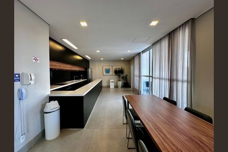 Apartamento à venda com 75m², 2 quartos e 1 vaga Apartamento à venda com 75m², 2 quartos e 1 vagaÁrea comum - Salão Gourmet