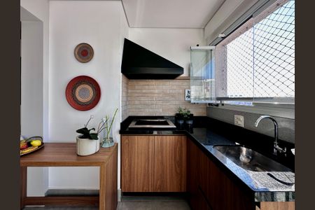 Apartamento à venda com 75m², 2 quartos e 1 vaga Apartamento à venda com 75m², 2 quartos e 1 vagaVaranda