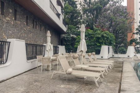 Apartamento à venda com 400m², 4 quartos e 4 vagasÁrea comum - Piscina