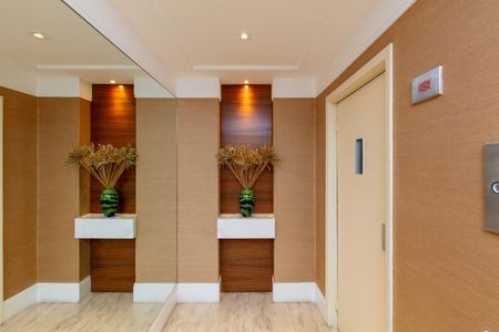 Apartamento à venda com 400m², 4 quartos e 4 vagasÁrea comum - Hall de Elevador Privativo