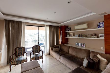 Apartamento à venda com 400m², 4 quartos e 4 vagasSala de TV