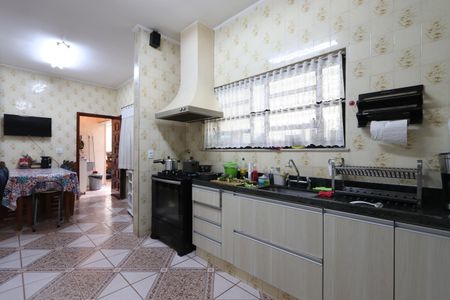 Casa à venda com 320m², 4 quartos e 7 vagasCozinha