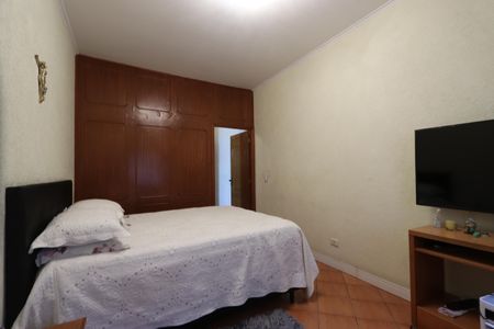 Casa à venda com 320m², 4 quartos e 7 vagasSuíte