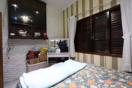 Casa à venda com 320m², 4 quartos e 7 vagasQuarto 3