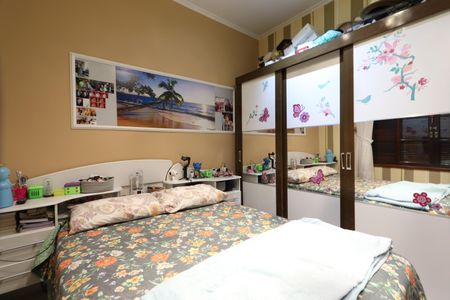 Casa à venda com 320m², 4 quartos e 7 vagasQuarto 3