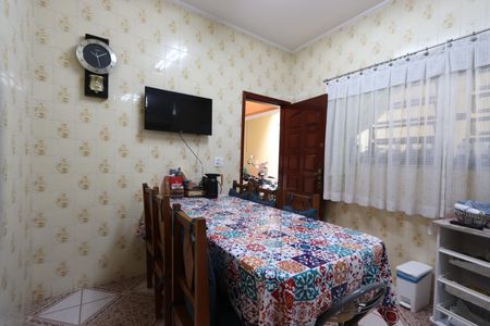 Casa à venda com 320m², 4 quartos e 7 vagasCopa