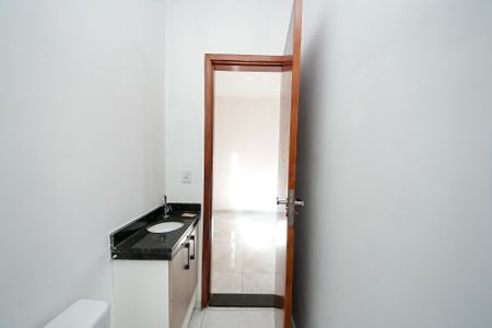 Apartamento à venda com 45m², 2 quartos e sem vaga Apartamento à venda com 45m², 2 quartos e sem vagaBanheiro