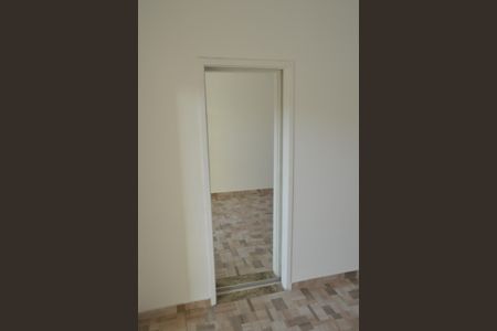 Casa de condomínio à venda com 200m², 3 quartos e 1 vagaCloset da Suíte