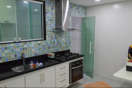 Casa de condomínio à venda com 200m², 3 quartos e 1 vagaCozinha
