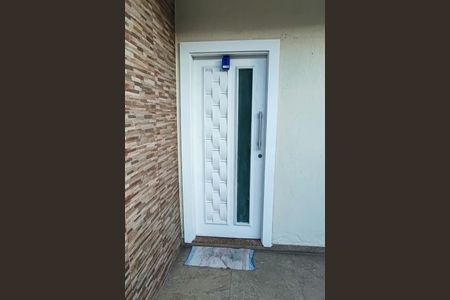 Casa de condomínio à venda com 200m², 3 quartos e 1 vagaLockbox