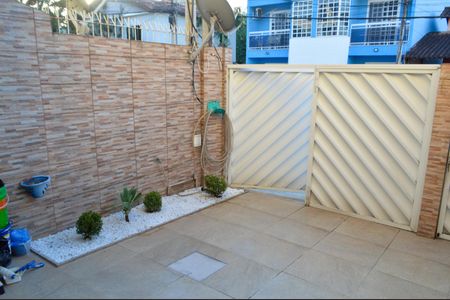 Casa de condomínio à venda com 200m², 3 quartos e 1 vagaGaragem