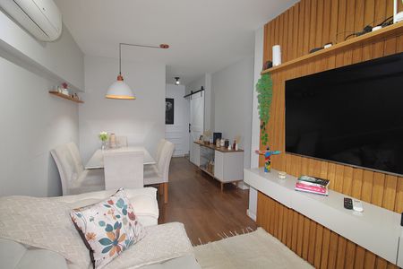 Apartamento à venda com 75m², 3 quartos e 1 vagaSala