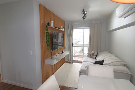 Apartamento à venda com 75m², 3 quartos e 1 vagaSala