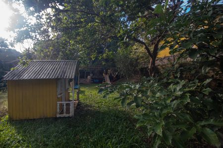 Casa à venda com 500m², 3 quartos e 3 vagas Casa à venda com 500m², 3 quartos e 3 vagasÁrea Privativa