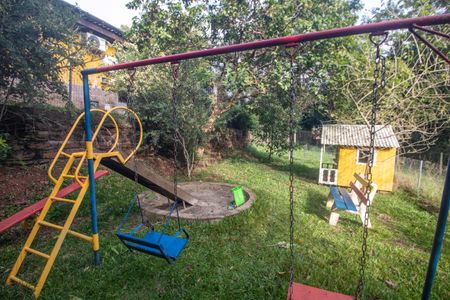 Casa à venda com 500m², 3 quartos e 3 vagas Casa à venda com 500m², 3 quartos e 3 vagasÁrea Privativa