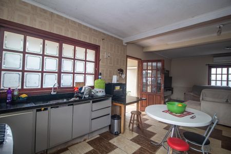 Casa à venda com 500m², 3 quartos e 3 vagas Casa à venda com 500m², 3 quartos e 3 vagasCozinha