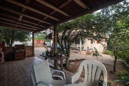 Casa à venda com 500m², 3 quartos e 3 vagas Casa à venda com 500m², 3 quartos e 3 vagasÁrea comum - Churrasqueira