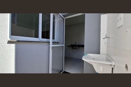 Apartamento à venda com 72m², 2 quartos e 1 vaga Apartamento à venda com 72m², 2 quartos e 1 vagaLavanderia