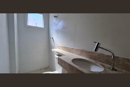 Apartamento à venda com 72m², 2 quartos e 1 vaga Apartamento à venda com 72m², 2 quartos e 1 vagaBanheiro Social