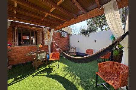 Casa à venda com 80m², 2 quartos e 2 vagasÁrea comum