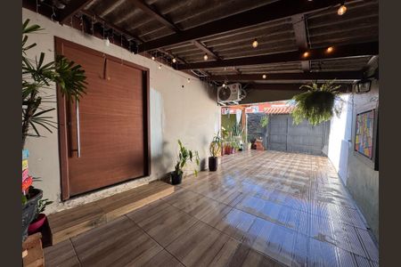 Casa à venda com 80m², 2 quartos e 2 vagasÁrea comum