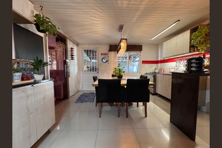 Casa à venda com 80m², 2 quartos e 2 vagasCopa