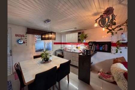 Casa à venda com 80m², 2 quartos e 2 vagasCopa