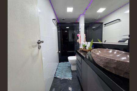 Casa à venda com 80m², 2 quartos e 2 vagasBanheiro